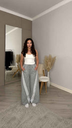 Two-Piece Oversized Tracksuit Set with Curved Side Piping